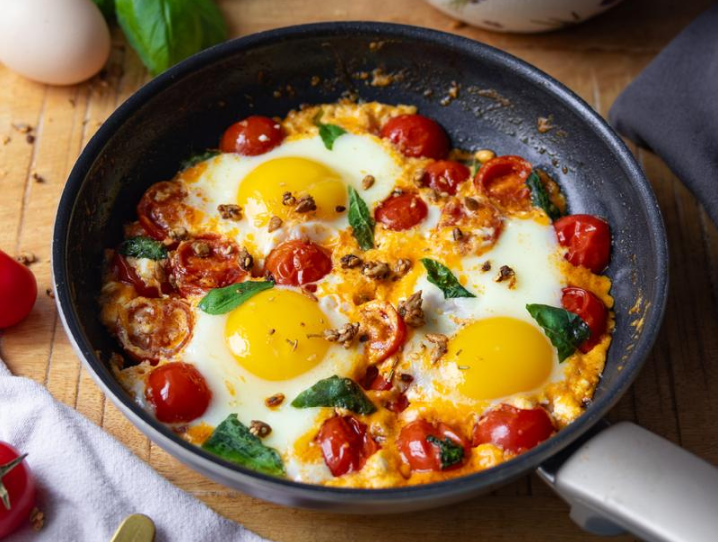 Feta-Fruehstuecks-Eier